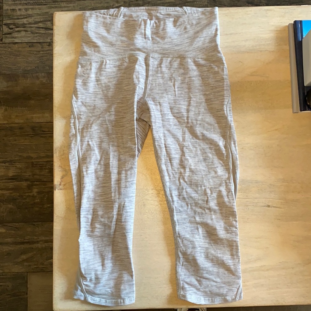 Lululemon crop leggings